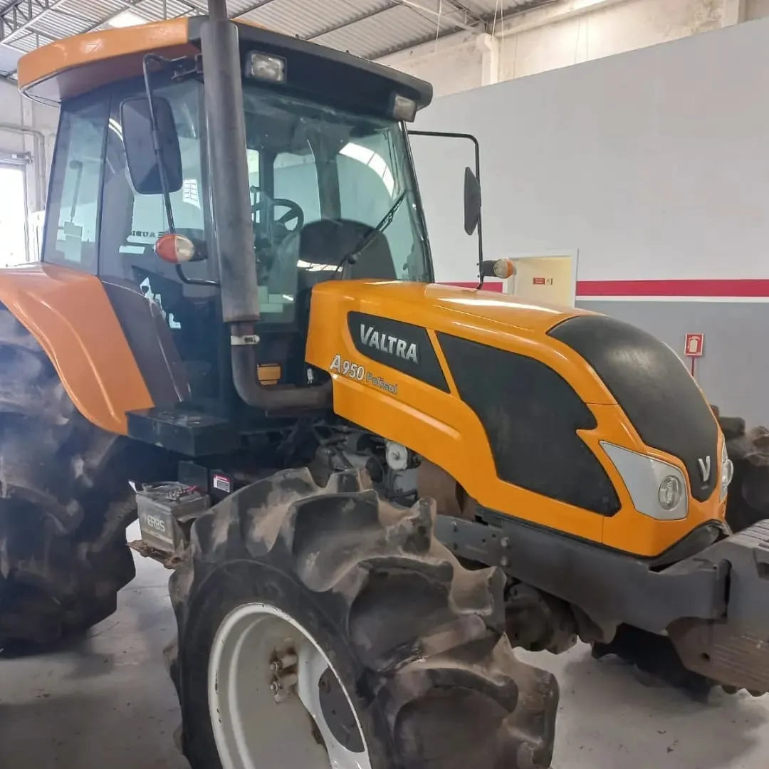 Trator Valtra VTA950 Cabinado 95CV 2 eixos Ano 2018 (cópia)